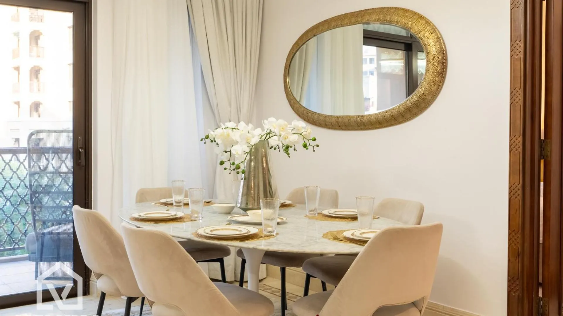 Veluxa -Heritage 3 Bed Burj View Dubai 0*,  United Arab Emirates