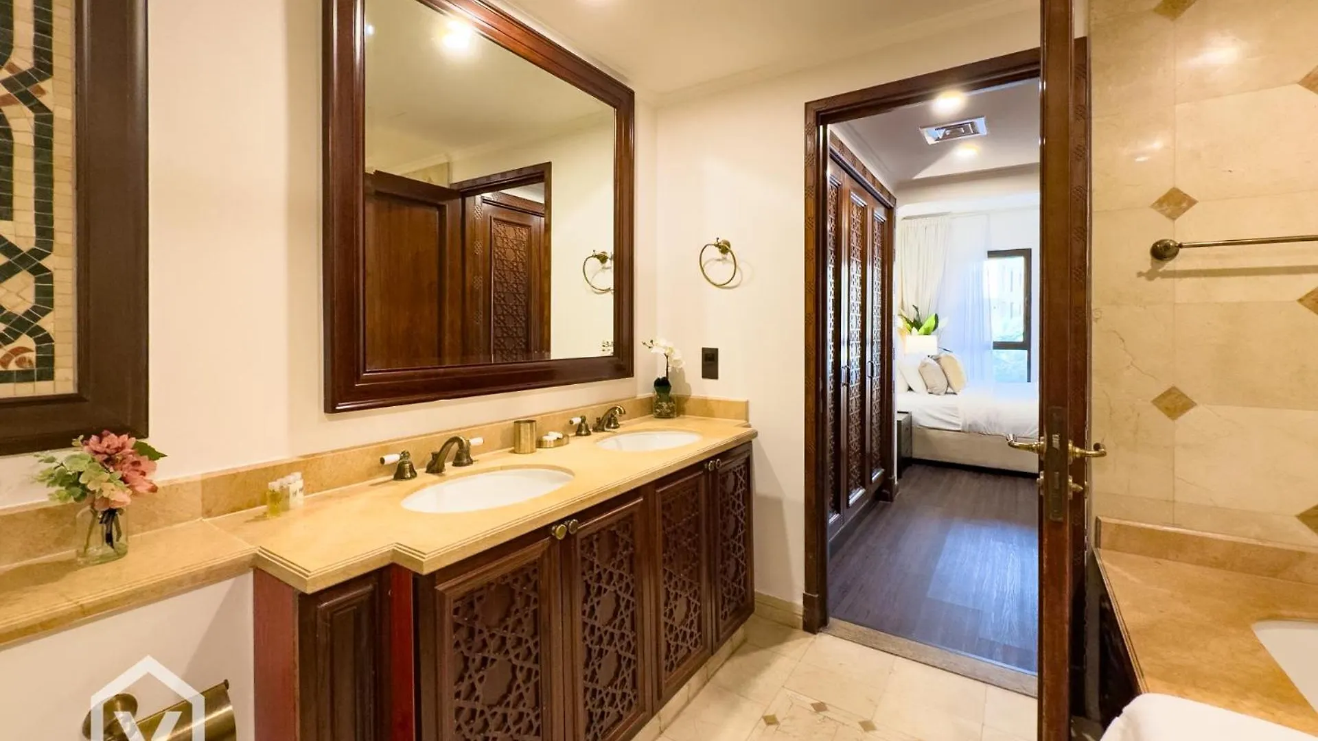 Apartment Veluxa -Heritage 3 Bed Burj View Dubai